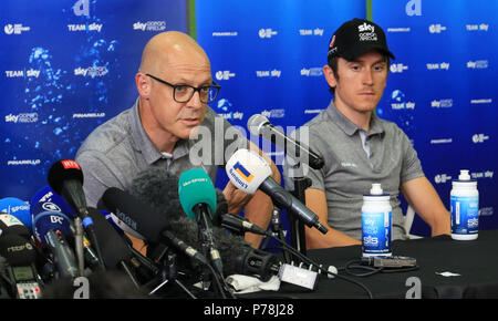 L'équipe Sky's directeur général Monsieur Dave Brailsford au cours de l'équipe Sky Media Event à Saint-Mars-la-Reorthe, France. Banque D'Images