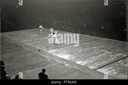 Partido de 50 remonte en El Frontón Moderno (2 de 3) - Fondo Car-Kutxa Fototeka Banque D'Images