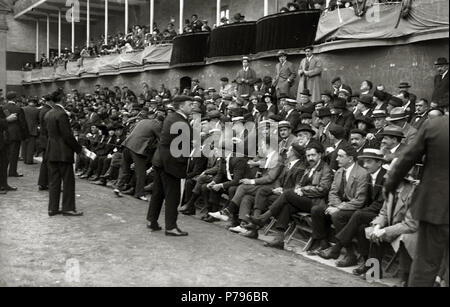 Partido de 50 remonte en el frontón Jai Alai (6 de 7) - Fondo Car-Kutxa Fototeka Banque D'Images