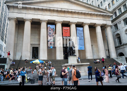 Federal Hall National Memorial dans le quartier financier de Manhattan se trouve sur le site où George Washington a été nommé le premier président américain Banque D'Images