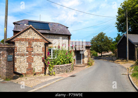 Anglais maison en brique et pierre dans un village de la campagne, près de Rodmell Lewes, England, UK Banque D'Images