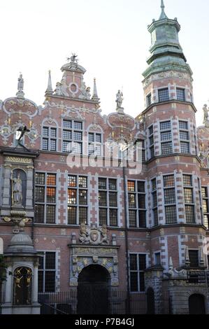 La Pologne. Gdansk. Grand Arsenal. 17e siècle. Maniérisme. Architecte Anthony van Obbergen (1543-1611). Banque D'Images