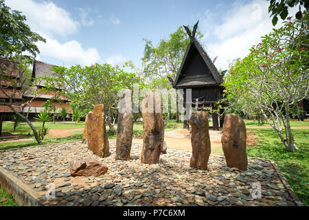 Chiang Rai, Thaïlande - 13 mai 2018 : l'Intérieur à pied à travers à Baandam ou Noir Musée House Museum par Thawan Duchanee, ce musée est l'un des voyages de Banque D'Images