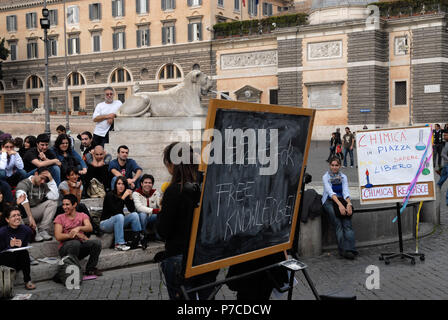 Rome. Leçon de physique devant le Parlement. Les étudiants protestent contre les compressions gouvernementales, Popolo. L'Italie. Banque D'Images