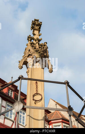 Pilori, église saint Michel, le marché, l'Schwaebisch Hall, région Hohenlohe, Bade-Wurtemberg, Allemagne, Heilbronn-Franconia Banque D'Images