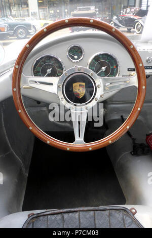 Porsche 356 voiture classique, modèle US. volant Banque D'Images