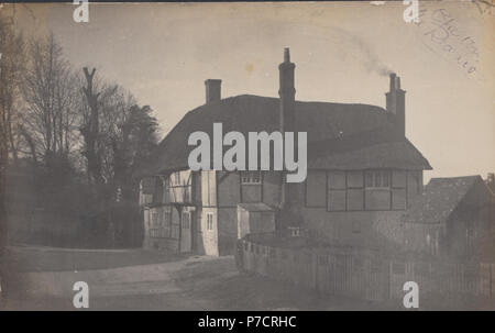 Vintage Real Photo du Red Lion Inn, Chalton, Hampshire, England, UK Banque D'Images