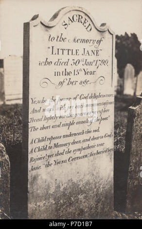 Pierre tombale de 'Little Jane'. Jane Squibb qui sont morts âgés de 15 en 1799. Enterré à Brading, île de Wight, Angleterre, RU Banque D'Images