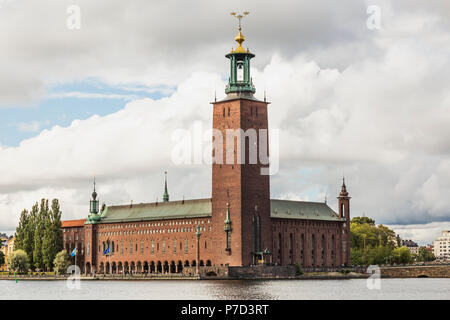 Voir l'édifice de l'hôtel de ville de Stockholm sur l'île de Kungsholmen, à Stockholm, Suède Banque D'Images