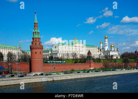 Kremlin de Moscou avec la cathédrale de la Dormition, l'Archange Michael Cathédrale et Ivan le Grand clocher, Kremlin de Moscou Banque D'Images