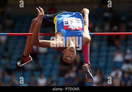 La société britannique Tom Gale participe à la finale du saut en hauteur hommes au cours de la deuxième journée de l'Athlétisme britannique Muller à Alexander Stadium, Birmingham. Banque D'Images