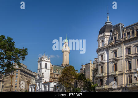 Bâtiments dans le centre-ville de Buenos Aires près de la Plaza de Mayo - Buenos Aires, Argentine Banque D'Images