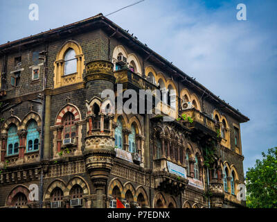 MUMBAI, INDE - Le 24 juin 2018 : ancien immeuble du patrimoine du sud à proximité de Mumbai CST railway station Banque D'Images