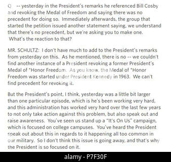 2015-07-16 Maison Blanche, Secrétaire de presse adjoint principal sur la révocation de la liberté à partir de la Médaille Bill Cosby. Banque D'Images