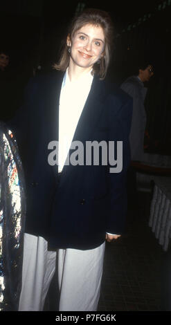 WESTWOOD, CA - le 24 janvier : L'actrice Helen Slater assiste à l'«lumineux à travers" Westwood Création le 24 janvier 1992 à l'Avco Center Cinemas à Westwood, en Californie. Photo de Barry King/Alamy Stock Photo Banque D'Images