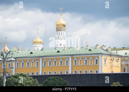 Moscou, Russie. 05 juillet, 2018. Vue sur le Kremlin de Moscou, cityscape, shopping, tourisme, fonction, général, edge, format Paysage, Coupe du Monde de Football 2018 en Russie à partir de la 14.06. - 15.07.2018. Utilisation dans le monde entier | Credit : dpa/Alamy Live News Banque D'Images