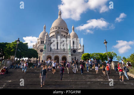 Paris, France - 25 juin 2018 : en face de la Basilique du Sacré Cœur à Montmartre Banque D'Images