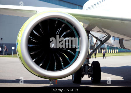 Mirabel, Canada, le 4 juillet 2018.prise d'air d'un jet de passagers assis sur le tarmac.Credit Mario Beauregard/Alamy Live News Banque D'Images