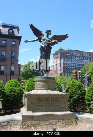 Anglais : George Robert White Memorial - Boston, Massachusetts, USA. Sculpteur : Daniel Chester French (20 avril 1850 - 7 octobre 1931). Architecte : Henry Bacon (1866-1924). Cette oeuvre est dans le parce que les artistes sont morts il y a plus de 70 ans. 31 mai 2014, 12:16:15 170 George Robert White Memorial - Boston, MA - DSC02616 Banque D'Images