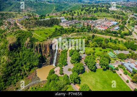 Howick, Afrique du Sud, le 19 octobre 2012, vue aérienne d'Howick Falls dans le KwaZulu-Natal, Afrique du Sud Banque D'Images