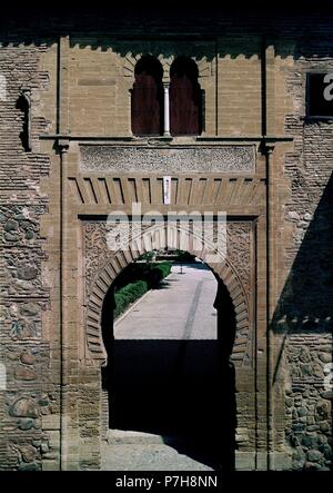 FACHADA OESTE DE LA Puerta del Vino - SIGLO XIV. Emplacement : ALHAMBRA-Puerta del Vino, Granada, Espagne. Banque D'Images