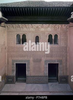 PALACIO COMARES - FACHADA. Emplacement : ALHAMBRA-Palacio de Comares, Granada, Espagne. Banque D'Images