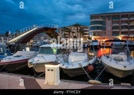 Pont Port Frejus Banque D'Images