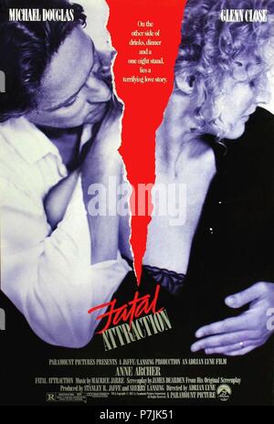 Titre original : ATTRACTION fatale. Titre en anglais : ATTRACTION fatale. Directeur de film : ADRIAN LYNE. Année : 1987. Credit : PARAMOUNT PICTURES / Album Banque D'Images