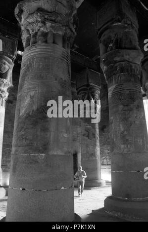 Temple de Dendérah, DEDICADO A LA DIOSA HATHOR. Banque D'Images