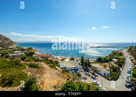 Vue sur Agia Galini, côte sud de la Crète, l'Europe, la Crète, Grèce Banque D'Images