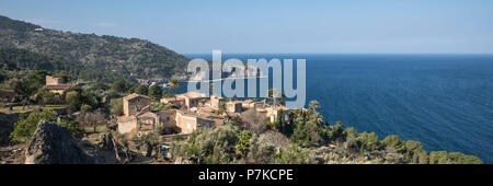 Vue sur Lluc Alcari dans la Cala de Deia, Mallorca, Iles Baléares, Espagne Banque D'Images