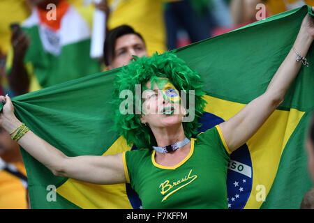 Kazan, Russie. 6e juillet 2018. Kazan, Russie. Le 06 juillet, 2018. femme ventilateur brésilien, fan de football, femme, femme. Brésil (BRA) - Belgique (BEL) 1-2, quarts, tour de jeu, huit sur 58 06.07.2018 à Kazan, Kazan Arena. Coupe du Monde de Football 2018 en Russie à partir de la 14.06. - 15.07.2018. Utilisation dans le monde entier | Credit : dpa/Alamy Live News Crédit : afp photo alliance/Alamy Live News Banque D'Images