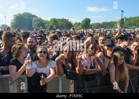 Festivaliers le premier jour du festival sans fil, à Finsbury Park, au nord de Londres. ASSOCIATION DE PRESSE Photo. Photo date : vendredi 6 juillet 2018 Banque D'Images