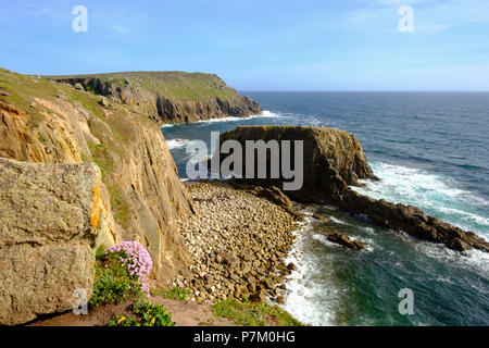 La falaise, Land's End, Cornwall, Angleterre, Royaume-Uni Banque D'Images