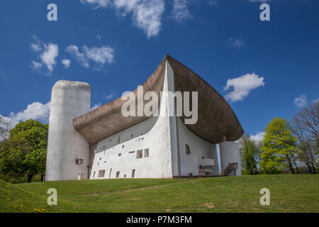 Église Notre-Dame-du-haut par l'architecte Le Corbusier, Ronchamps, la Haute-Saône, Bourgogne-Franche-Comté, France Banque D'Images
