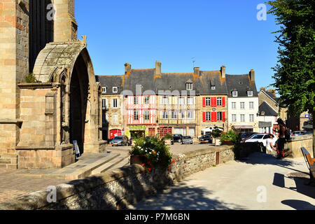 France, Cotes d'Armor, Treguier, Place du Martray, La Cathédrale St Tugdual Banque D'Images