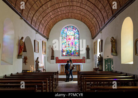 France, Morbihan, Broceliande Forêt, Trehorenteuc Onnenne, Sainte Église, ou la chapelle du Graal Gillard, dans le prêtre la mythologie Arthurienne Banque D'Images