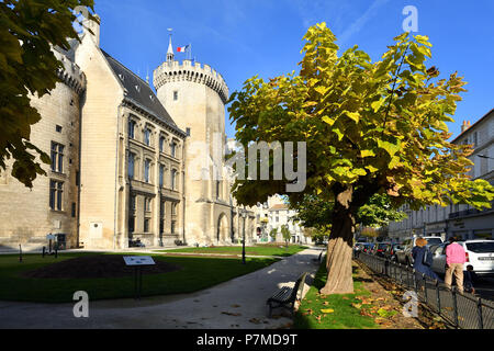 France, Charente, Angoulême, CIBDI, cité internationale de la bande dessinée et de l'image, de l'hôtel de ville Banque D'Images