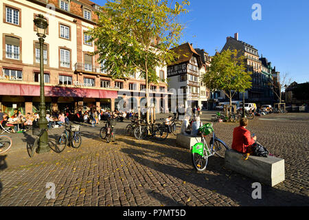 La France, Bas Rhin, Strasbourg, vieille ville classée au Patrimoine Mondial de l'UNESCO, la Place Kléber Banque D'Images