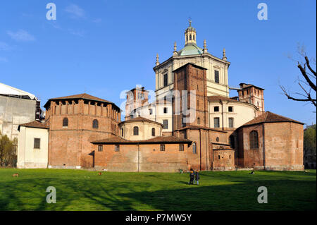 L'Italie, Lombardie, Milan, quartier Ticinese, Basilique de Saint Lawrence (Basilica di San Lorenzo Maggiore) Banque D'Images