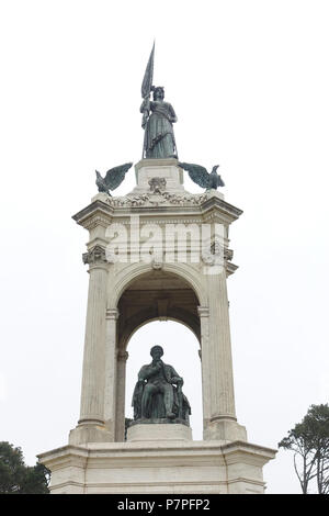 Anglais : Star Spangled Banner Monument - Le Golden Gate Park, San Francisco, Californie, USA. Mémorial à Francis Scott Key, conçu par William Wetmore Story, dévoilé en 1888. Cette oeuvre est dans le car l'artiste est mort il y a plus de 70 ans. 24 mai 2015, 17:53:25 354 Star Spangled Banner Monument, vue 2 - Golden Gate Park, San Francisco, CA - DSC05287 inclus Banque D'Images