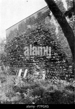 Italiano : Castello di Chioggia del sec XI, torre . Avant 1937 159 Fig 36, Castello di piombia del sec XI, Torre, p149, foto nigra nigra, il novarese Banque D'Images