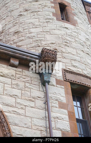 Anglais : Détail - Bibliothèque publique de Cambridge - Cambridge, Massachusetts, USA. 25 juillet 2015, 11:43:24 Détail 132 - Bibliothèque publique de Cambridge - Cambridge, MA - DSC01626 Banque D'Images