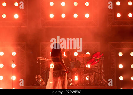 BARCELONA - 31 MAI : Brns (groupe électro-pop) produisent en concert au Primavera Sound Festival le 31 mai 2018 à Barcelone, Espagne. Banque D'Images