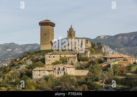 Abizanda ,Pueblo con médiévale torreón del siglo XI y románica Capilla del siglo X, Provincia de Huesca, Comunidad Autónoma de Aragón, cordillera de los Pirineos, Espagne, Europe. Banque D'Images