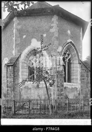 66 CH-NB - Aigle, Église, Fenêtre, vue partielle - Collection Max van Berchem - EAD-7163 Banque D'Images