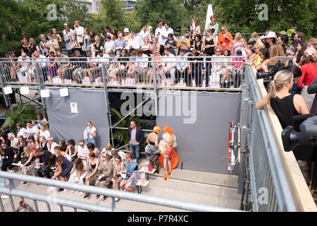 Berlin, Allemagne. 05 juillet, 2018. La rue de la mode à Berlin pendant la semaine de la mode : Beata Siewicz Crédit/Pacific Press/Alamy Live News Banque D'Images