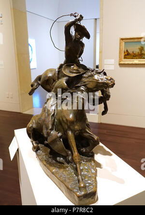 Anglais : Exposition dans le Blanton Museum of Art - Austin, Texas, États-Unis. Ce travail est assez vieux pour qu'il soit dans le . 15 novembre 2015, 16:51:12 241 chevaux sauvages, Lasso par Solon H. Borglum, 1898, bronze, vue 2 - Blanton Museum of Art - Austin, Texas - DSC08183 Banque D'Images