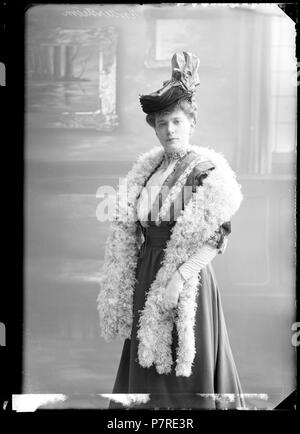 Anderström odaterat Alma, 1910 porträtt-tal. Glasnegativ Anderström 18 Alma, porträtt - SMV - GA076 Banque D'Images