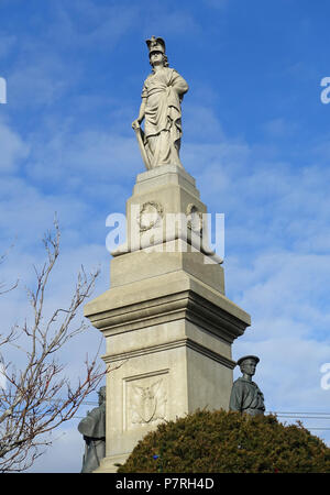 Anglais : Civil War Memorial - Saugus, Massachusetts, USA. Sculpteur : Melzar Mosman Hunt (1845-1926). Monument dédié en 1875. Numéro de contrôle de SIRIS Smithsonian : IAS 87740265. (Plaque à l'avant de la base :) Ce monument A ÉTÉ PRÉSENTÉ À LA VILLE DE SAUGUS/PAR/HENRY E. HONE/COMME UN MÉMORIAL DE LE PATRIOTISME DE SES FILS/qui allèrent à la bataille sur terre et mer/À PARTIR DE 1861-1865 POUR LA PRÉSERVATION DE L'UNION/PAR LEUR LOYAUTÉ ET LEUR DÉVOUEMENT, ILS ONT AIDÉ OU DE MAINTENIR LE DRAPEAU DE NOTRE PAYS COMME L'EMBLÈME/de l'ÉGALITÉ DES DROITS ET DE L'unité nationale. (160 noms qui ont combattu dans la guerre civile apparaissent sur les plaques situé sur Banque D'Images